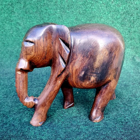 Handcrafted Elephant Wood Decorative Artisan 6"x6" Heavy 2lbs - Picture 14 of 14